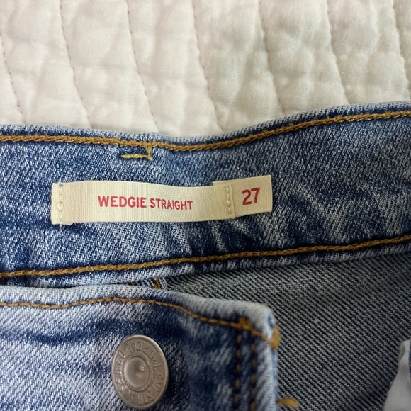 Levi’s wedgie straight jeans - Picture 3 of 4